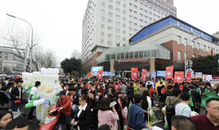 巨头同台！抢占2026春糖战略展位，决胜千亿食品市场