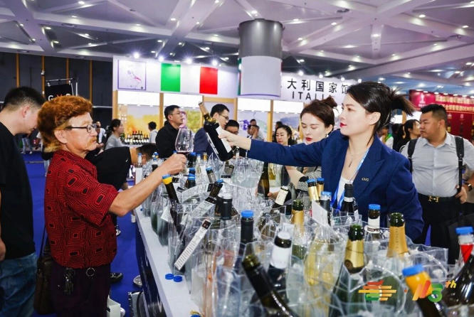 低度潮饮及啤酒展区2026南京秋糖｜低度潮饮崛起新商机捕捉年轻消费新风向